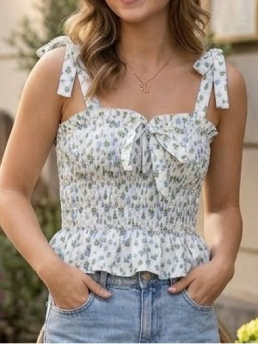 Cottage dream Smocked Floral Tie-Shoulder Cami Top - White/Blue! S